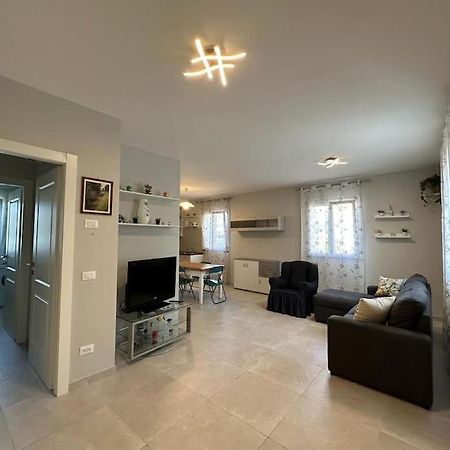 La Casa Di Tina Apartment Altopascio Luaran gambar