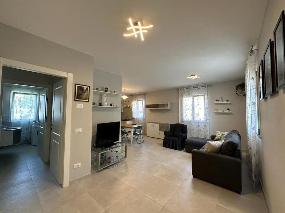 La Casa Di Tina Apartment Altopascio Luaran gambar